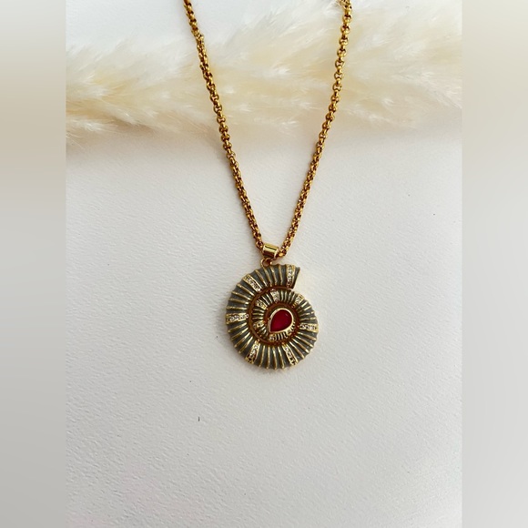 Marine Sea Nautilus Pendant Necklace - Statement Necklace - Elegant Necklace - Picture 16 of 16